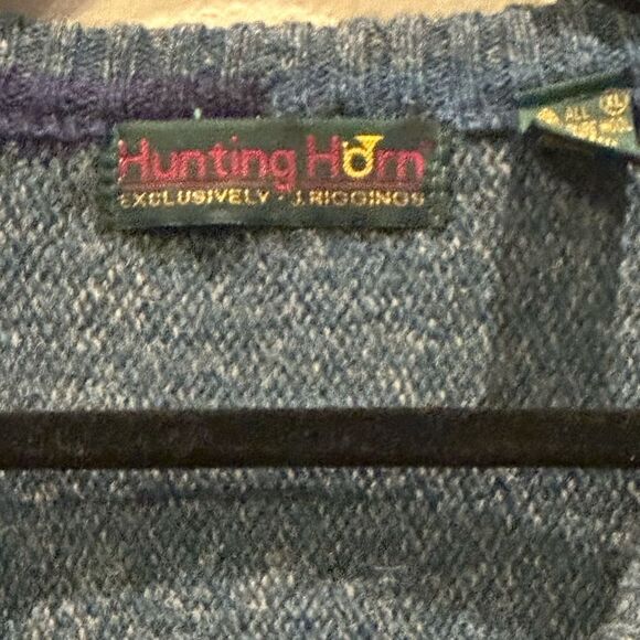 Hunting Horn Wool Sweater Vest in Blue and Purple - Picture 5 of 8
